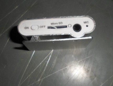 Плеєр зручно заряджати за допомогою USB-зарядки і mini-USB кабелю, а його акумул. . фото 3
