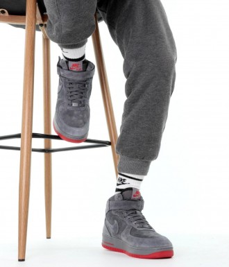 Кроссовки мужские серые Nike Air Force 1 High Grey
Высокие мужские кроссовки Най. . фото 5