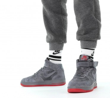 Кроссовки мужские серые Nike Air Force 1 High Grey
Высокие мужские кроссовки Най. . фото 3
