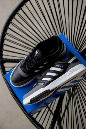 Кроссовки мужские черные Adidas Drop Step Low
Еще одна темная расцветка в наличи. . фото 6