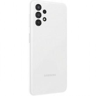 Обновленный смартфон Samsung из самой популярной серии, да ещё и без выступающей. . фото 7