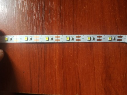 Светодиодная SMD2835 USB лента, 5 метров, цвет белый.

Гибкая светодиодная лен. . фото 6