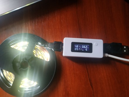 Светодиодная SMD2835 USB лента, 5 метров, цвет белый.

Гибкая светодиодная лен. . фото 4