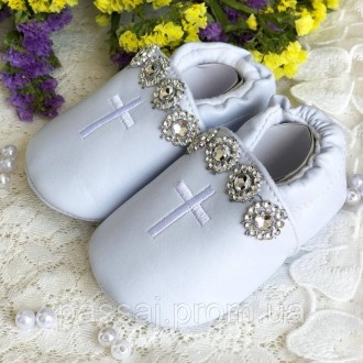 Детские пинетки, тапки, чешки, башмаки handmade. Киев. фото 1 Детские пинетки, тапки, чешки, башмаки handmade. Киев. фото 1