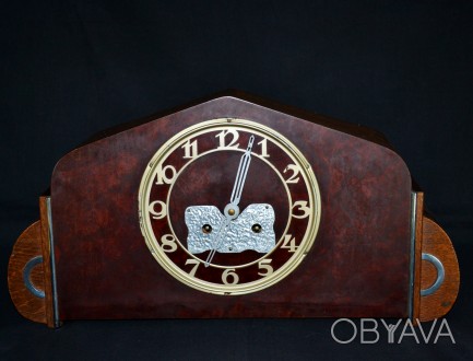 Каминные часы с четвертным боем с ключом JUNGHANS Германия.
Часы полностью в ра. . фото 1