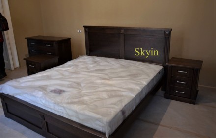 Ексклюзивна спальня Хай тек з масиву дуба.

Пропонуємо дубове двоспальне ліжко. . фото 3
