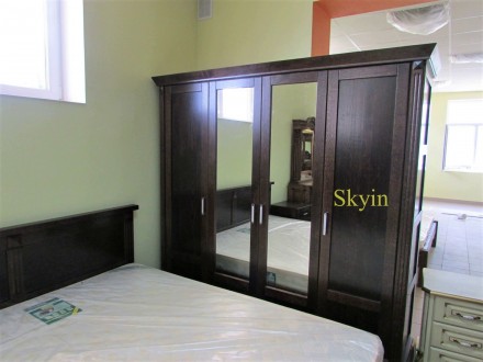 Ексклюзивна спальня Хай тек з масиву дуба.

Пропонуємо дубове двоспальне ліжко. . фото 9