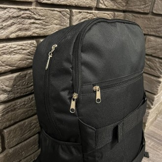 
 
 Рюкзак спортивный, городской черный perfect black:
- Размер: 47.5 x 15 x 28 . . фото 3