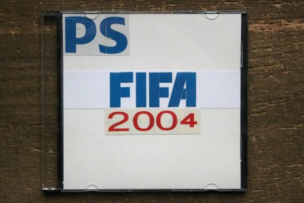 FIFA Football 2004 | Sony PlayStation 1 (PS1)

Диск с видеоигрой для приставки. . фото 2