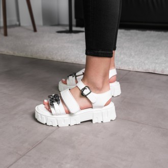 Жіночі сандалі білі Nala 3651
Сандалії зі штучної шкіри білого кольору модне ріш. . фото 4