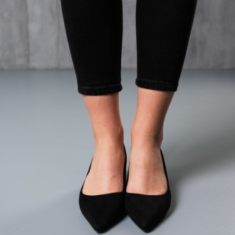 Жіночі туфлі чорні Artax 3785
Туфлі жіночі виконані зі штучної замши. Модель аку. . фото 3