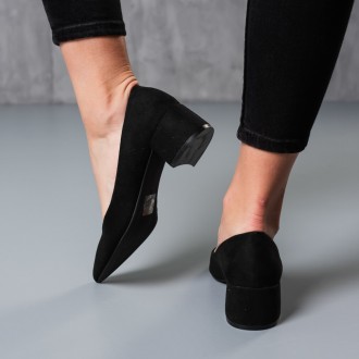Жіночі туфлі чорні Artax 3785
Туфлі жіночі виконані зі штучної замши. Модель аку. . фото 6