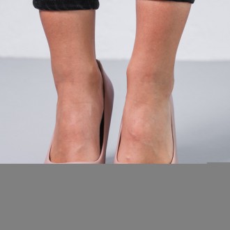 Жіночі туфлі бежеві Banter 3699
Туфлі жіночі виконані зі штучної шкіри. Модель а. . фото 4