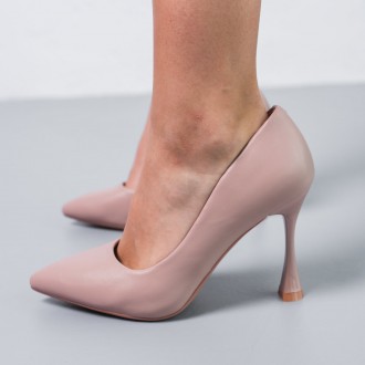 Жіночі туфлі бежеві Banter 3699
Туфлі жіночі виконані зі штучної шкіри. Модель а. . фото 13