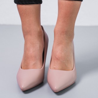 Жіночі туфлі бежеві Banter 3699
Туфлі жіночі виконані зі штучної шкіри. Модель а. . фото 3