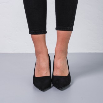 Женские туфли черные Blackie 3702 Туфли женские выполнены из искусственной замши. . фото 4