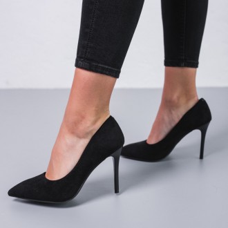 Женские туфли черные Blackie 3702 Туфли женские выполнены из искусственной замши. . фото 5