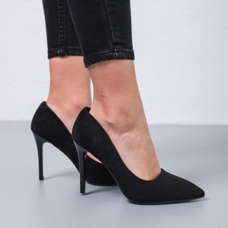 Женские туфли черные Blackie 3702 Туфли женские выполнены из искусственной замши. . фото 7