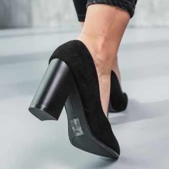 Женские туфли черные Boon 3707 Туфли женские выполнены из искусственной замши. М. . фото 7