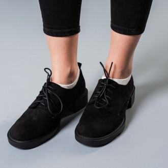 Женские туфли черные Paige 3786 Туфли женские выполнены из искусственной замши. . . фото 2