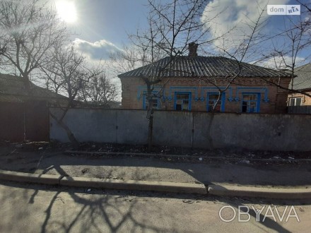 Продаж 1 поверхового будинку з підвалом і ділянкою на 13 соток, 56 кв. м, 2 кімнати, на вул. Центральна