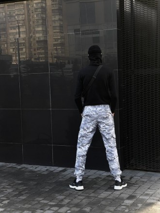 
 Штаны:
Легкие брюки из прочной ткани военного образца.
- материал: полиэстер в. . фото 4