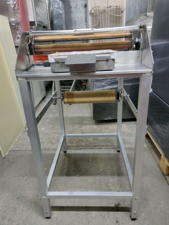 Промисловий німецький гарячий стіл можна використовувати із плівкою максимальною. . фото 4