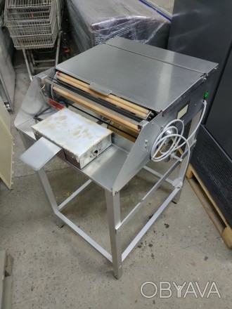 Промисловий німецький гарячий стіл можна використовувати із плівкою максимальною. . фото 1