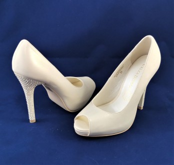 Женские модельные туфли на каблуке отличного качества. Очень лёгкие и удобные ка. . фото 11