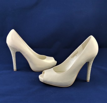 Женские модельные туфли на каблуке отличного качества. Очень лёгкие и удобные ка. . фото 3