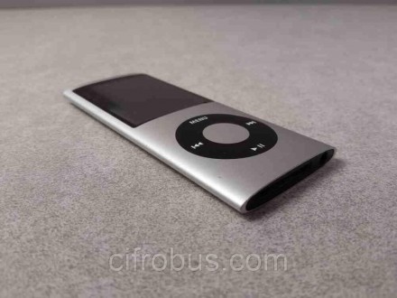 iPod nano (4th Generation) довше та тонше від свого попередника, а його екран ро. . фото 9