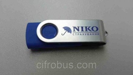 USB 8Gb — пам'ятний пристрій, що використовує як носій флешпам'ять, і під'єднуєт. . фото 2