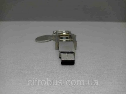 USB 32Gb - - компактное электронное запоминающее устройство, используемое для хр. . фото 4