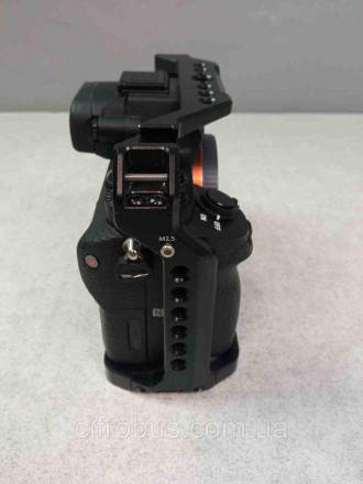Sony Alpha A7 II body — компактний фотоапарат зі змінним об'єктивом преміумкласу. . фото 4