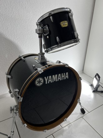 10204
Барабанна Установка Ямаха (Yamaha) made in Indonesia 
Бас бочка 20”
Флор Т. . фото 3