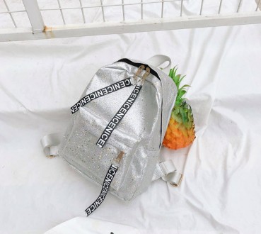 Предлагаем Вашему вниманию замечательный блестящий рюкзак с ленточками!
Цвет: зо. . фото 7