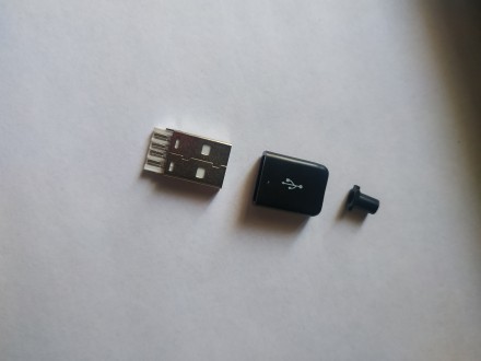 Разборной штекер USB-А в корпусе, состоит из 3-х частей
Разъем : USB (штекер) п. . фото 4