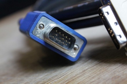 Кабель E239426 AWM STYLE 2990 "VGA (14 PIN) то DVI-A (12+5 PIN)" 2 m
. . фото 5