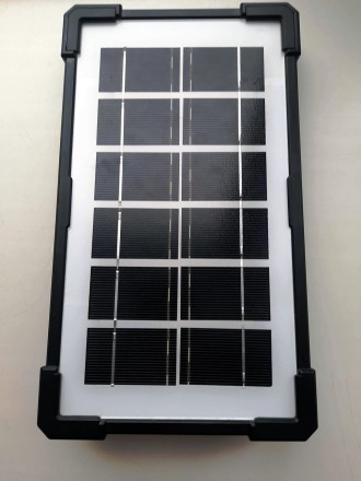 
Солнечная панель поможет вам получить источник света и зарядить ваши устройства. . фото 3