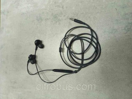 Наушники Bluetooth-гарнитура Б/У Samsung Earphones Tuned by AKG. Киев. фото 1 Наушники Bluetooth-гарнитура Б/У Samsung Earphones Tuned by AKG. Киев. фото 1