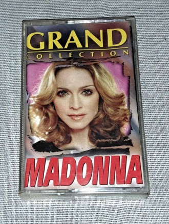 Продам Кассету Madonna - Grand Collection
Состояние кассета/полиграфия VG+/VG+
. . фото 2