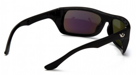 Ударопрочные очки с поляризационными линзами
 
Защитные очки Vallejo от Venture . . фото 5