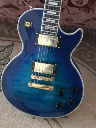 Электрогитара Gibson Les Paul Custom Ocean Blu. С логотипом Gibson. 
Красивая ка. . фото 7