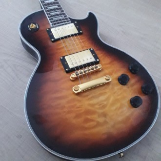 Электрогитара Gibson Les Paul Custom Burst Fire. С логотипом Gibson. 
Красивая к. . фото 7