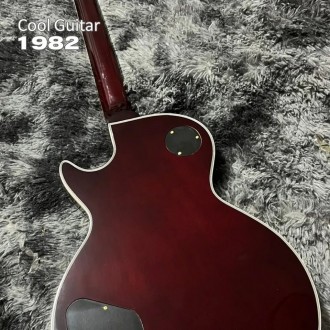 Электрогитара Gibson Les Paul Custom Burst Fire. С логотипом Gibson. 
Красивая к. . фото 4