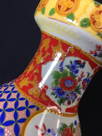 Китайская ваза 24,5 см ручная сюжетная роспись техника Мориаж фарфор н1191

Це. . фото 10