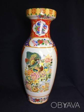 Китайская ваза 24,5 см ручная сюжетная роспись техника Мориаж фарфор н1191

Це. . фото 1