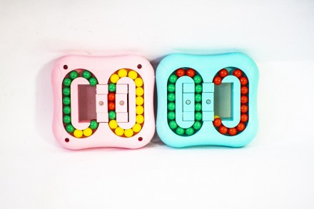 Головоломка Magic Bean Cube состоит из 4-х наборов шариков разных цветов по два . . фото 9