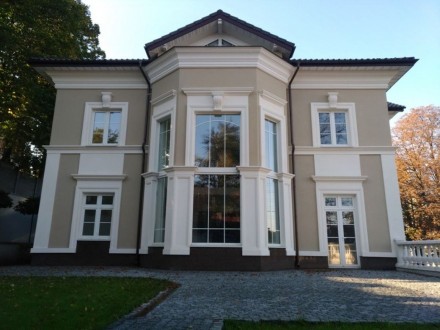 Новый дом на переулке Зарембы 12 возле музея им. М. Рыльского 1 700 000 $. Київ. фото 1 Новый дом на переулке Зарембы 12 возле музея им. М. Рыльского 1 700 000 $. Київ. фото 1
