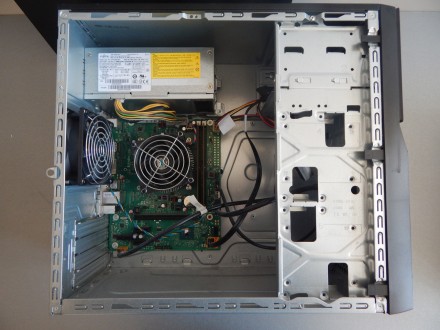 Системный блок б/у Fujitsu Esprimo P556 G4400(Skylake 6GEN)/4 DDR4 socket 1151 U. . фото 4